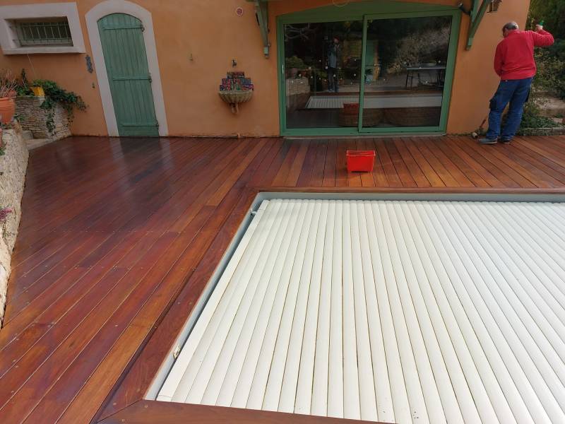 Rénovation d'une terrasse de piscine à Plan-de-Cuques