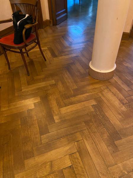 Après rénovation du parquet par JB Briche à Marseille