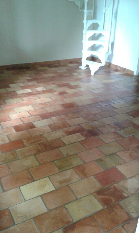 Décapage d’une terre cuite a Aubagne